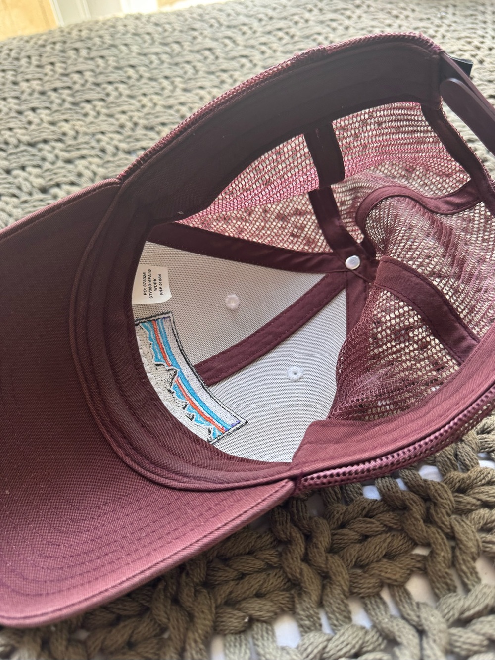 Patagonia White and Maroon P-6 LoPro Trucker Hat - Picture 2 of 4